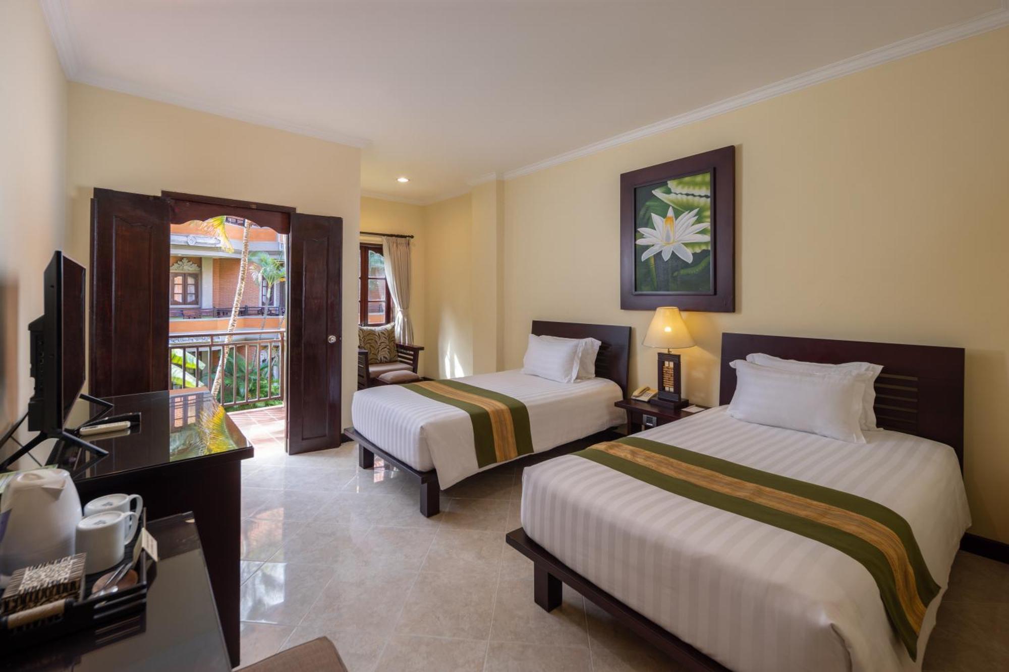 Adi Dharma Hotel Kuta Kuta Lombok Exteriör bild