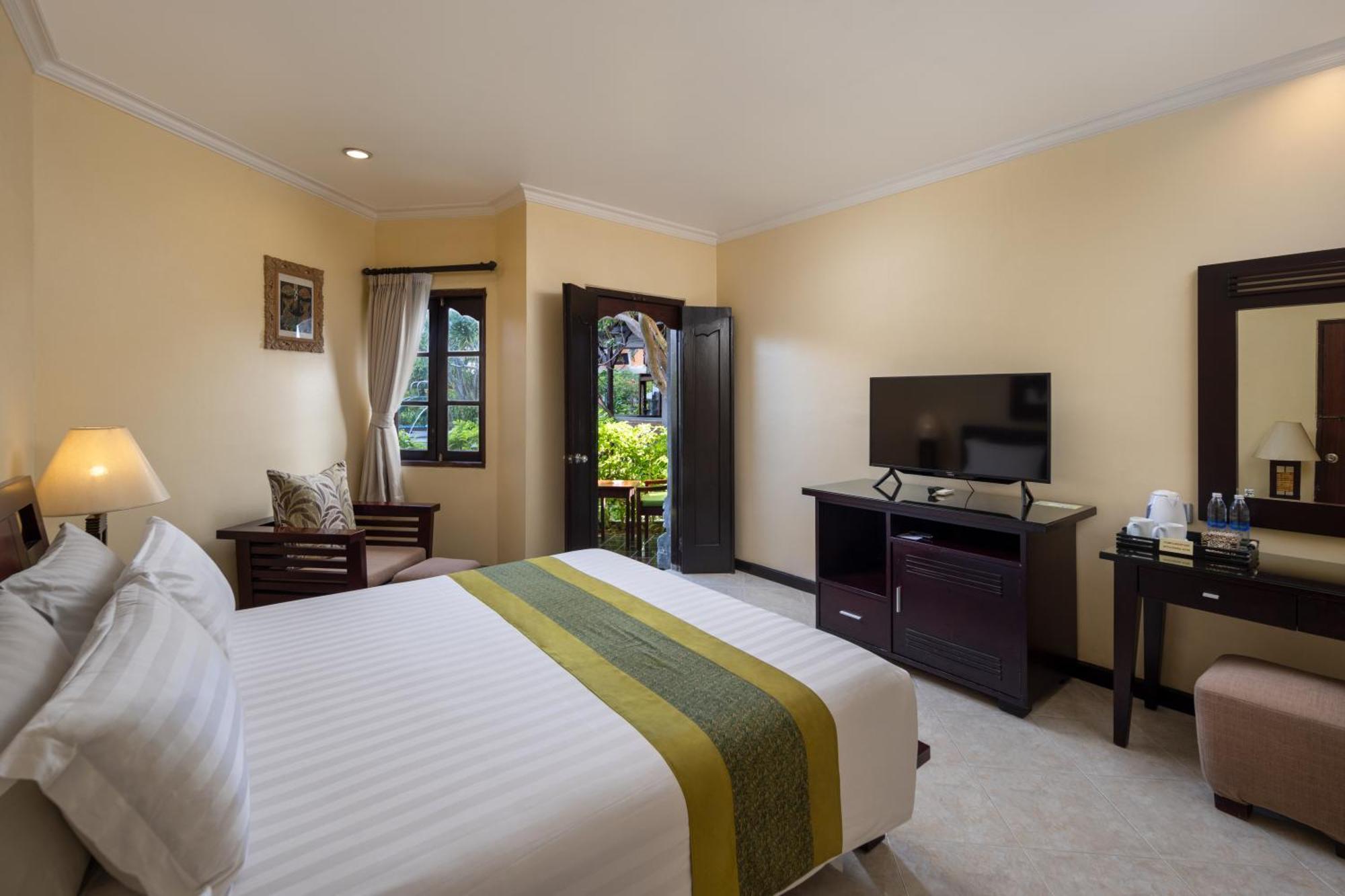 Adi Dharma Hotel Kuta Kuta Lombok Exteriör bild